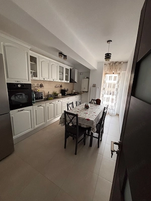 Proprietar vand apartament la etajul 1 Bloc nou - imagine 4