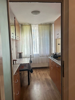 Dau în chirie apartament  - imagine 3