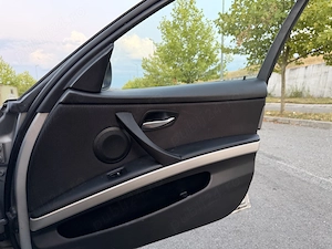 BMW Seria 3 E91 2009 - imagine 7