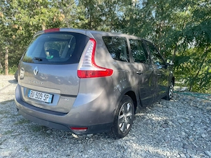 Renault Scenic 7 locuri 1.5 diesel  - imagine 7