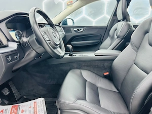 Volvo XC60 - imagine 11