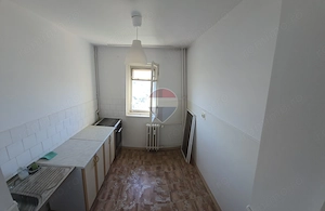 Apartament de vânzare 3 camere| BL Republicii, Ploiești - imagine 5