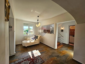 Vila tip duplex Banesti, 341 mp utili, garaj, vedere Caraiman - imagine 2