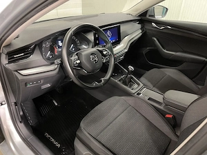 Skoda Octavia - imagine 5