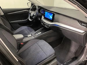 Skoda Octavia - imagine 11