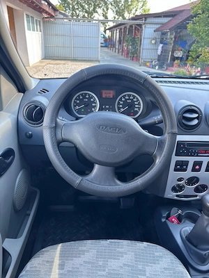 Dacia Logan 1.4 MPI   2006 - imagine 9