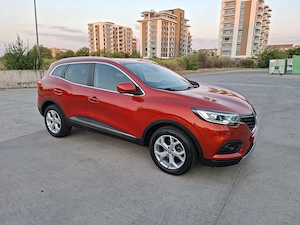 -Vând Renault Kadjar 1,33 benzina, 140 CP, în stare nouă 