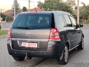 Opel Zafira 2012 euro5