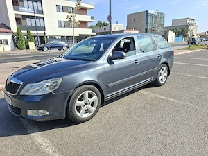 Vând Skoda Octavia 1.6 TDi 
