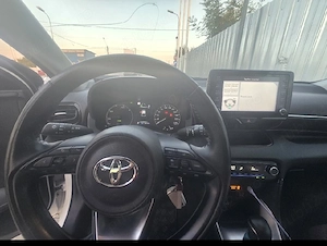 Toyota Yaris Hybrid 2022 - imagine 2