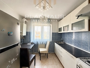 Apartament 2 camere,zona B-dul Traian Pizza Plus/Petru Rares - imagine 3