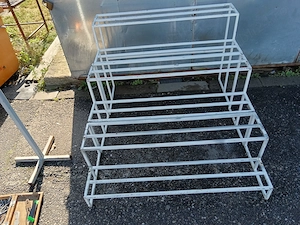Rafturi metalice 