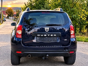 Dacia Duster 1.5 carte service recent adus - imagine 3