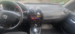 Dacia Duster 1.5 carte service recent adus - imagine 4