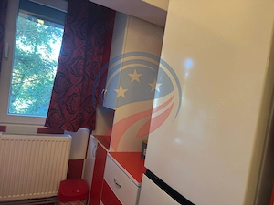 Garsonieră de 40 mp transformată în 2 camere – de închiriat - imagine 6