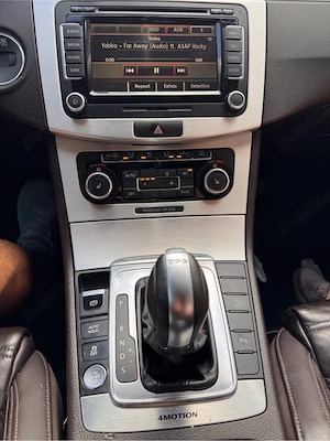 Volkswagen Passat B7 2.0 TDI 170Hp 4Motion DSG - imagine 6