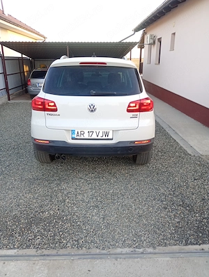vând vw tiguan 2013