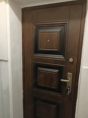 Vand apartament 2 camere 