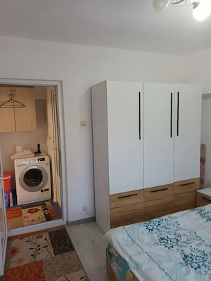 Vand apartament 2 camere  - imagine 7
