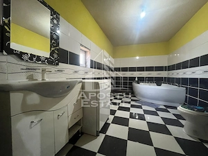 Casa/Vila 4 camere, Felnac - imagine 6