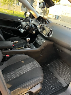 Peugeout 308 Sw BlueHdi 1.6d - imagine 10