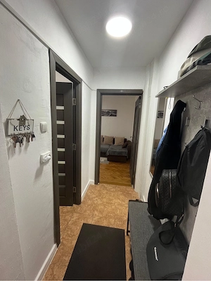 apartament 3 camere etajul 2 zona Dacia 