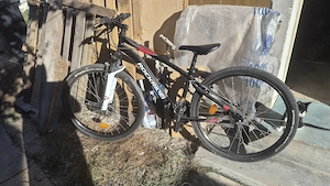 Bicicletă MTB Rockrider ST 100 Black - Roți 27.5" - Cadru M - Stare Bună