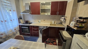 Vânzare Apartament 2 camere, etaj 1/4, renovat, parcare, boxă – Drumul Taberei - imagine 3