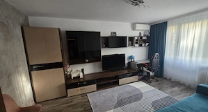 Vânzare Apartament 2 camere, etaj 1/4, renovat, parcare, boxă – Drumul Taberei - imagine 2
