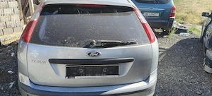 Haion Ford focus hatchback