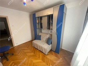 Apartament 3 camere decomandate si balcon in zona Vasile Aaron Sibiu - imagine 7