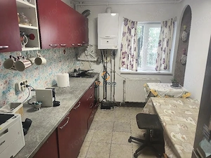 Apartament cu centrala decomandat parter zona Soarelui