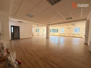 Spatiu pentru birou 140 mp pe Liviu Rebreanu langa Spitalul Judetean - imagine 7