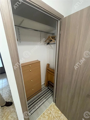 Apartament 3 camere decomandate balcon zona Vasile Aaron din Sibiu - imagine 16
