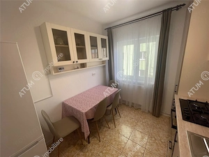 Apartament 3 camere decomandate balcon zona Vasile Aaron din Sibiu - imagine 11
