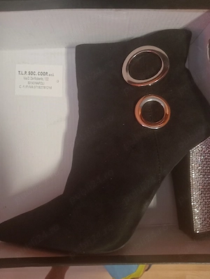 vand botine