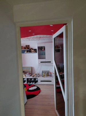 Vanzare Apartament 2 camere, etaj 8/9, 2 lifturi, confort 1, 52 mp– Rahova - imagine 3