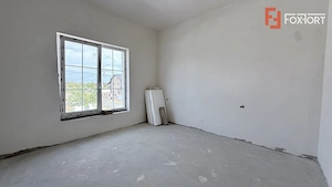 Duplex de vanzare, 4 camere despartit prin garaj - toate utilitatile Mosnita - imagine 12