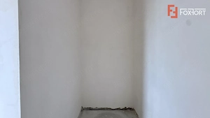 Duplex de vanzare, 4 camere despartit prin garaj - toate utilitatile Mosnita - imagine 20