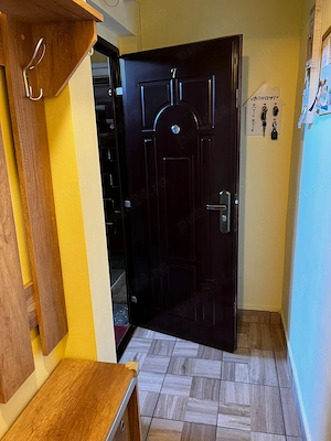 Proprietar, vand apartament tip x, 2 camere - imagine 8