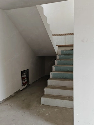 Casă Individuală   Dumbrăvița (Zona IKEA) , 5 Camere, 4 Băi , Teren 618 mp - imagine 3