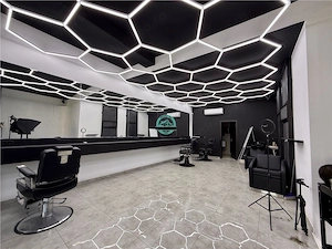 Inchiriez spatiu comercial cu vad stradal in zona semicentrala - imagine 4