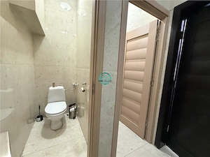 Inchiriez spatiu comercial cu vad stradal in zona semicentrala - imagine 6