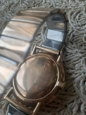 Ceas DOXA SWISS made vintage aur 14k 585