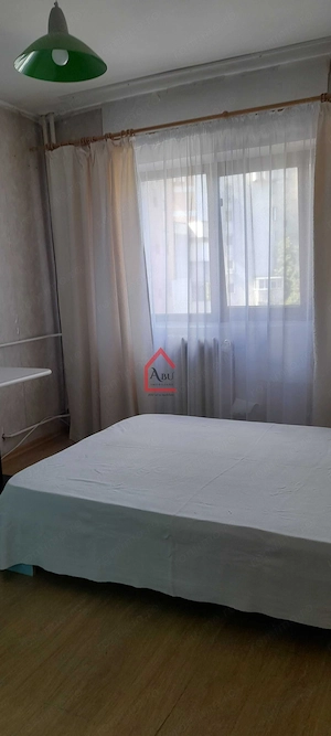Persoana fizica inchiriez apt. 2 camere Păcurari