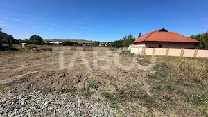 Teren 650 mp intravilan cu PUZ si autorizatie de constructie Sura Mare - imagine 3