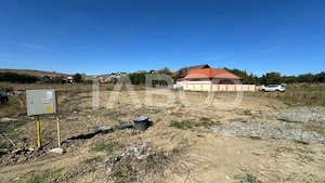 Teren 650 mp intravilan cu PUZ si autorizatie de constructie Sura Mare - imagine 5