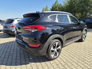 = HYUNDAI TUCSON 1.7 T.Diesel Navi Xenon Led 2016 E6 = 9.990 e.  = - imagine 3