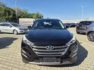 = HYUNDAI TUCSON 1.7 T.Diesel Navi Xenon Led 2016 E6 = 9.990 e.  = - imagine 5