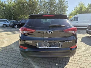 = HYUNDAI TUCSON 1.7 T.Diesel Navi Xenon Led 2016 E6 = 9.990 e.  = - imagine 6